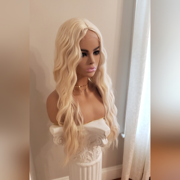 Front Lace Wig - Human Hair Blend Wavy Blonde 24 in